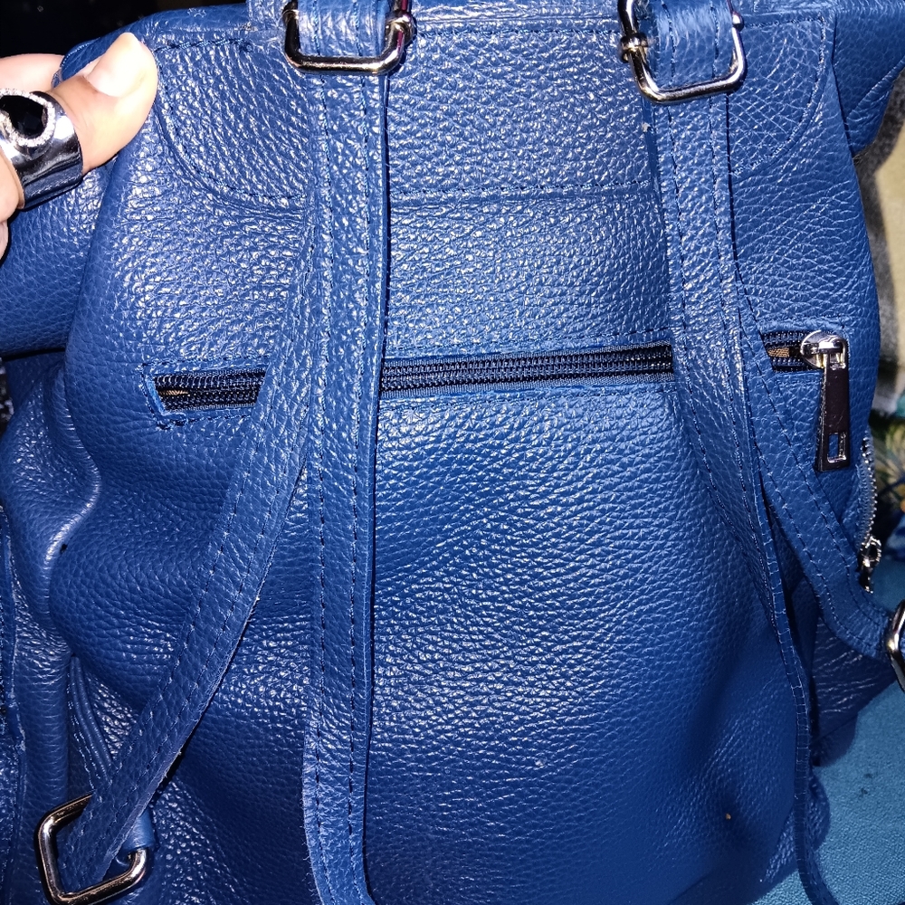 Genuine leather backpack - Picture 3 of 9